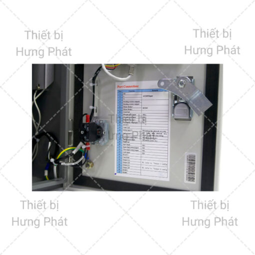 tu-dieu-khien-dong-co-motor-pe200-750w-a4-powever-1